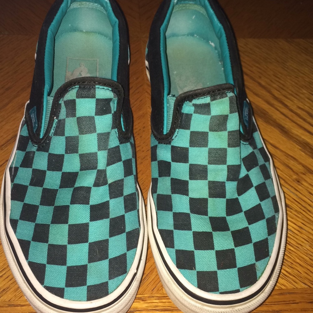 Slip ons